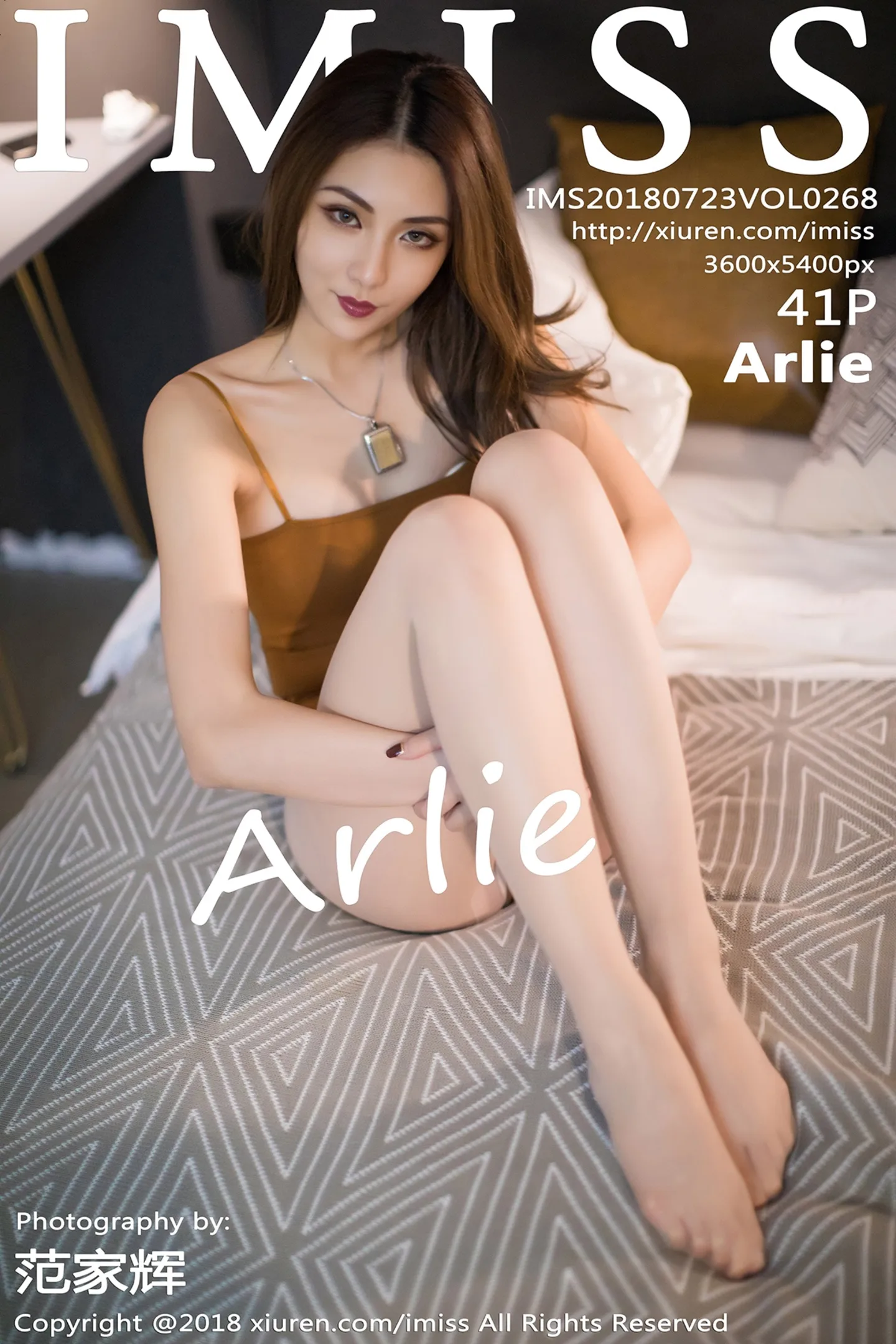 [IMISS爱蜜社]Vol.268_嫩模Arlie居家私房高叉连体吊带秀完美身材丝袜美腿诱惑写真41P-秀人网 - XiuRen.Space